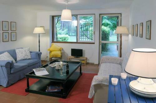Marina Dei Ronchi Villa Sleeps 14 Pool Air Con Wifi