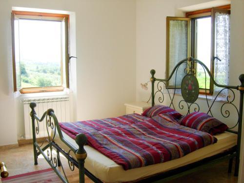 Casa L'arcobaleno : 3 Holiday Homes With Pool
