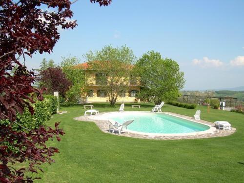 Apartment In Montefiascone/latium 26548