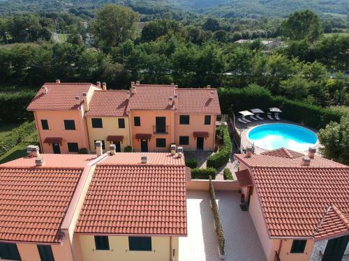 Esilom Aparthotel