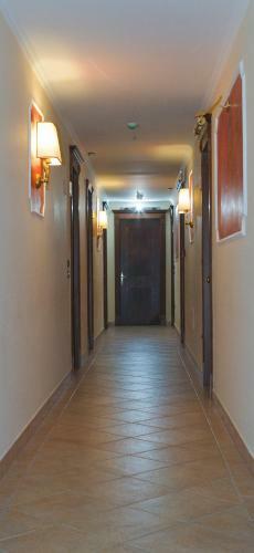 Hotel Tito Serrano'