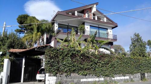 Lucrezia Loft Garden Catania