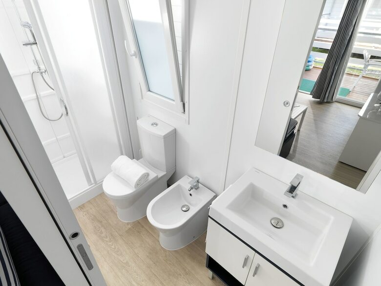 Isamar Holiday Village