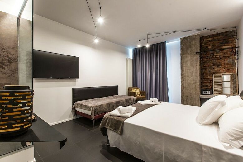 Hostal The Boutique Napoli Suite