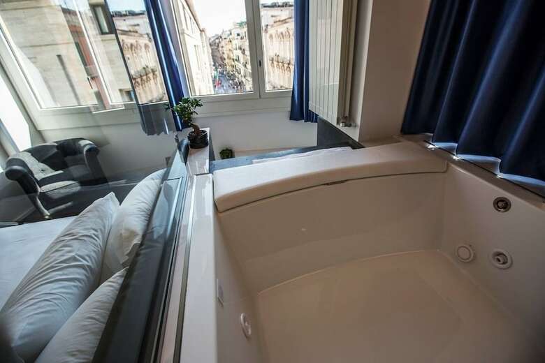Hostal The Boutique Napoli Suite