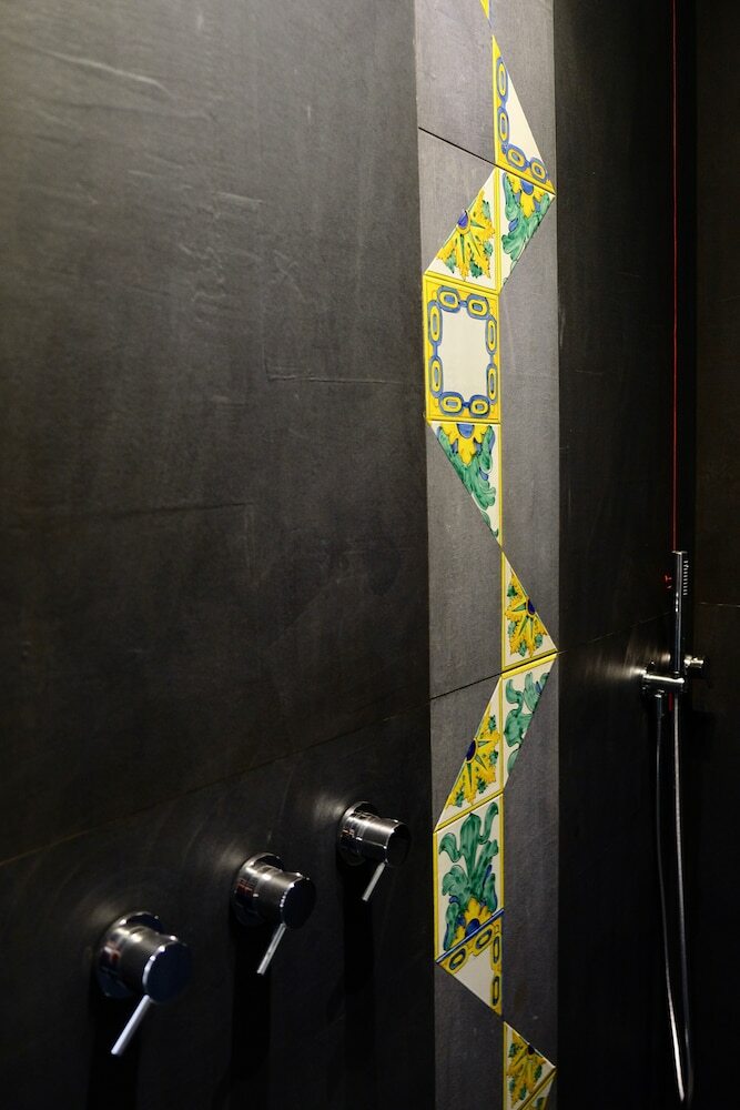 Hostal The Boutique Napoli Suite