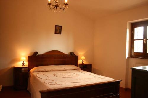 Montecchio Villa Sleeps 6