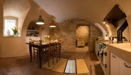 Porta Della Torre Bed & Breakfast