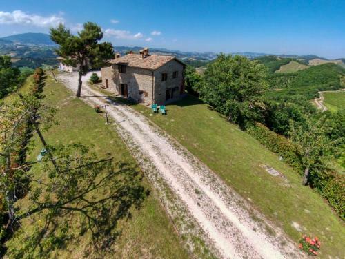 Fabulous Mansion In Sant'angelo In Vado With Swimming Pool