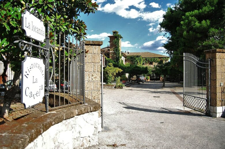 Hotel La Caveja