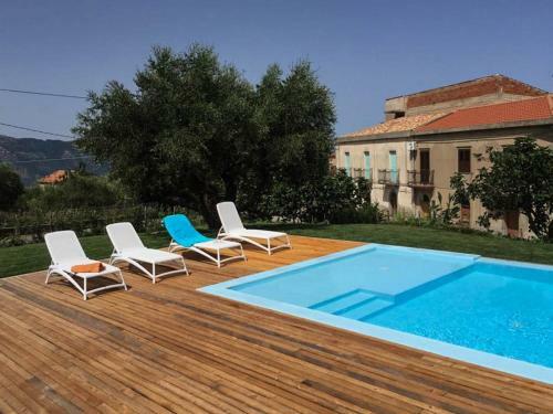 Alimunera Hotel