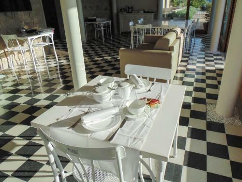 Alimunera Hotel