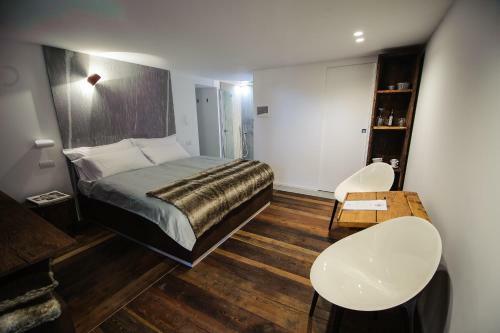 Hostal Chambres D?h�tes La Latteria
