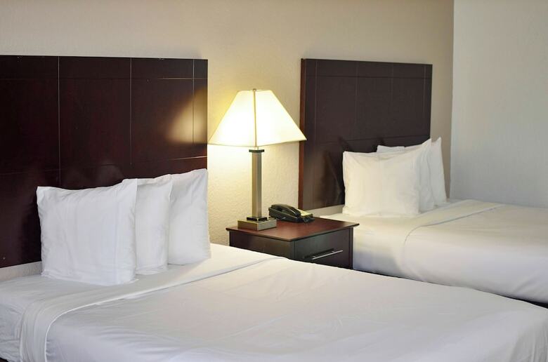 Hotel Monreale Express & Studios Idrive District