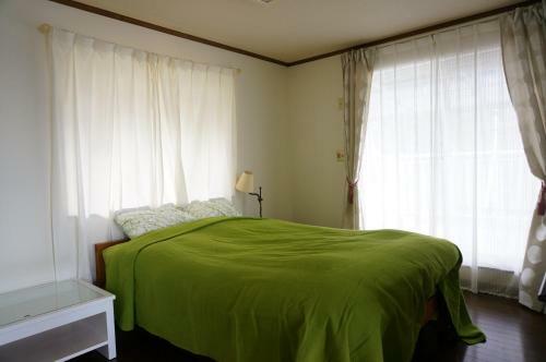 Atelier Bee's Knees Bed & Breakfast