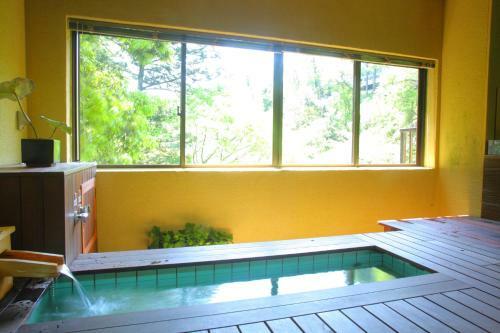 Yamanakaonsen Ohanami Kyubei