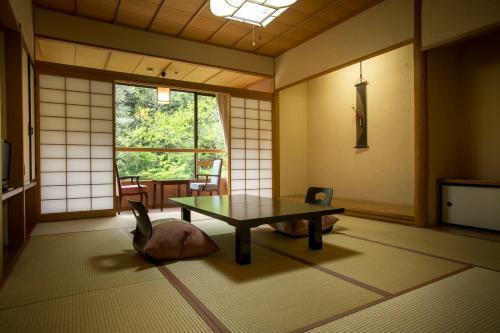 Yamanakaonsen Ohanami Kyubei