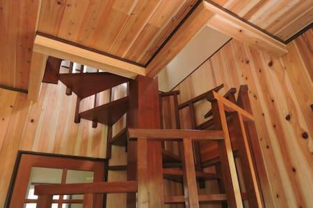 Lodge Momiji Alpine Guesthouse & Cottage