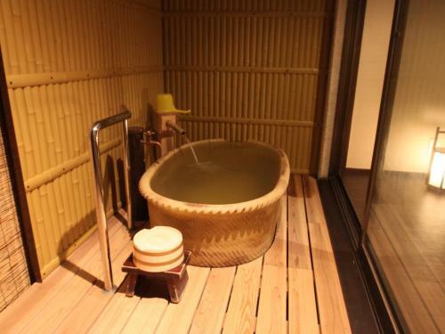 Fukumitsu Hanayama Onsen