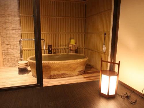 Fukumitsu Hanayama Onsen