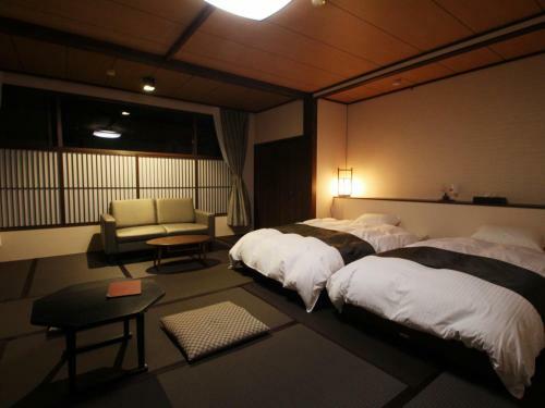 Fukumitsu Hanayama Onsen