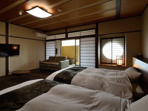 Fukumitsu Hanayama Onsen