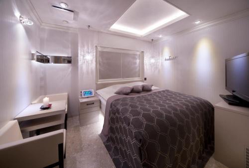 Jewel Hotel Luxury Modern (Adult Only)