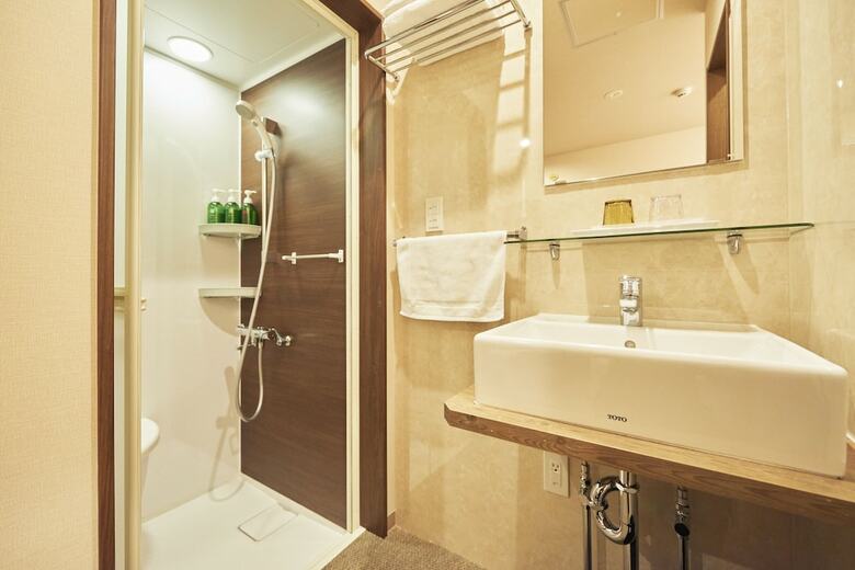 Hotel Kan Raku Honjo Waseda Ekimae