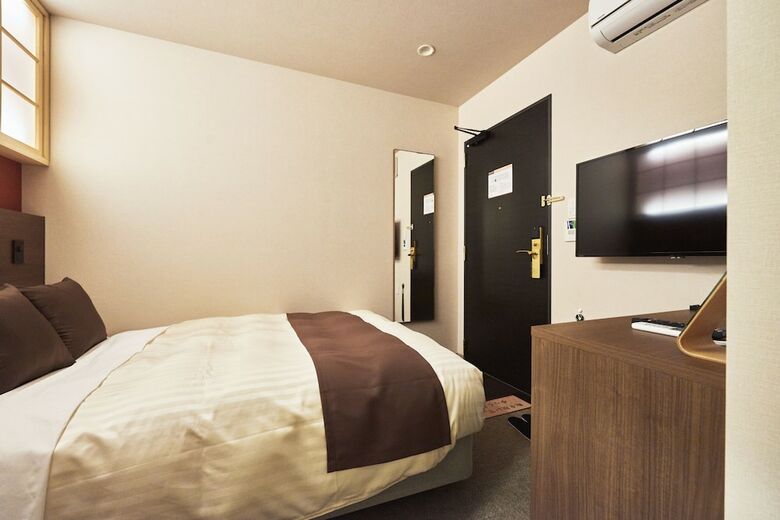 Hotel Kan Raku Honjo Waseda Ekimae