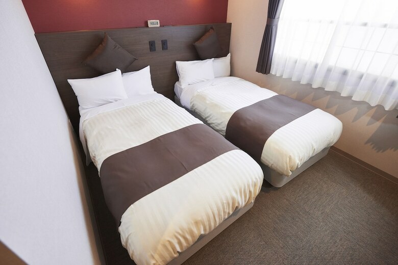 Hotel Kan Raku Honjo Waseda Ekimae