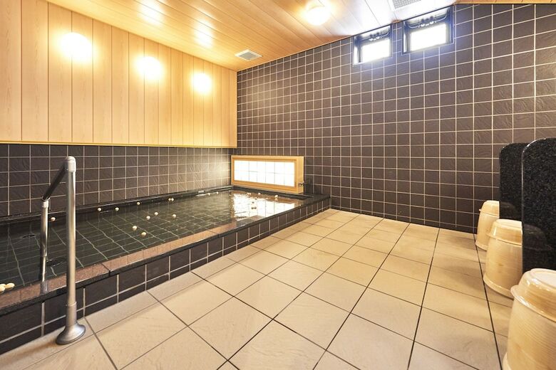 Hotel Kan Raku Honjo Waseda Ekimae