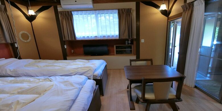 Hostal Shirahama Meiji Villa