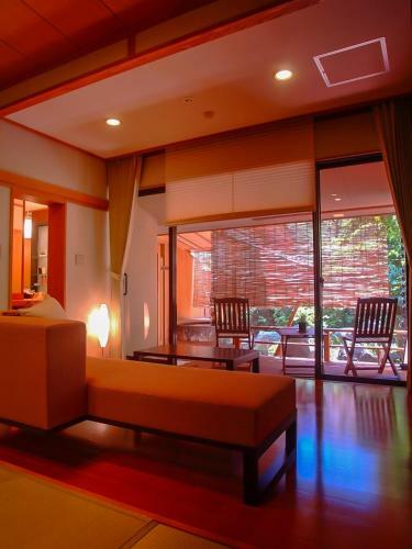 Hotel Grandia Housen