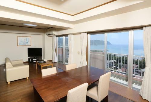 Aparthotel Grandview Iwai