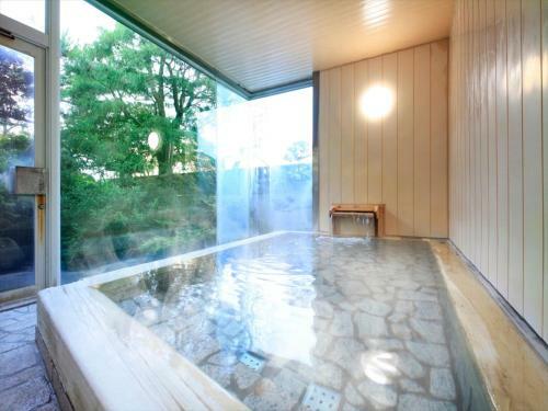 Poka Poka Onsen Hotel