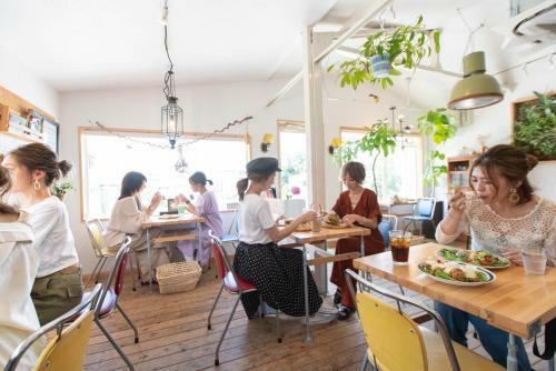 Hostal Cafe And Guest House Kaede