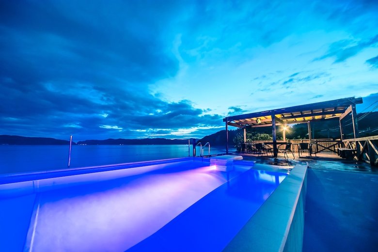 Hostal Zerogravity Seisui Villa