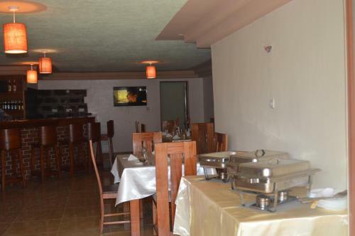 Hostal Jari Inn And Bistro