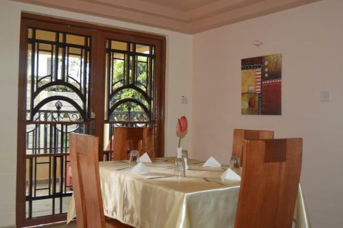 Hostal Jari Inn And Bistro