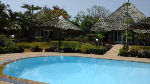 Hotel Kinondo Poa