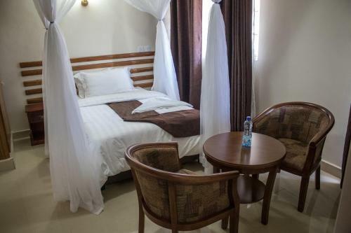 Calabash Hotel, Migori