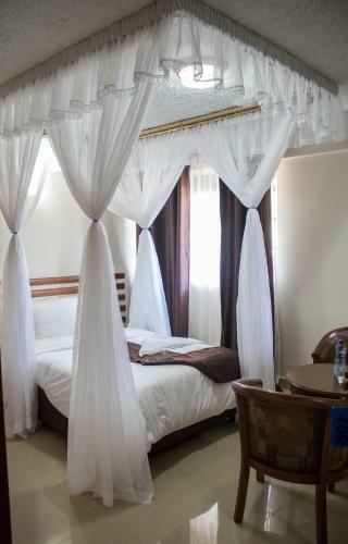 Calabash Hotel, Migori