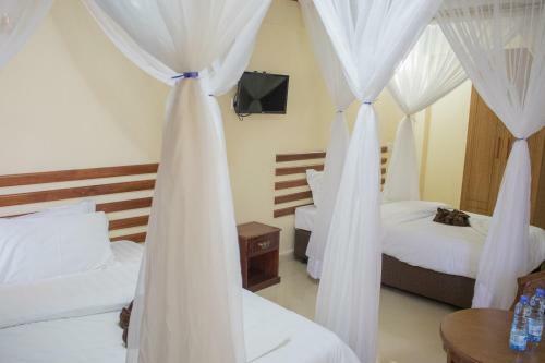 Calabash Hotel, Migori