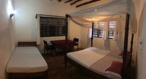Hotel Travellers Inn Resort Malindi