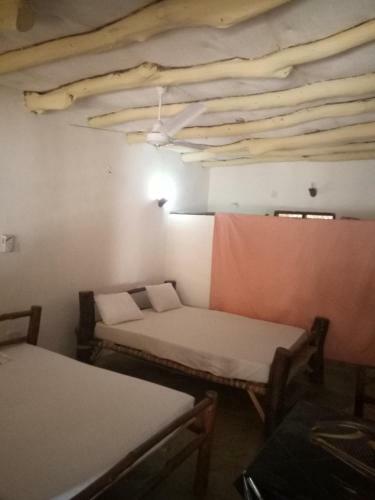 Hotel Travellers Inn Resort Malindi