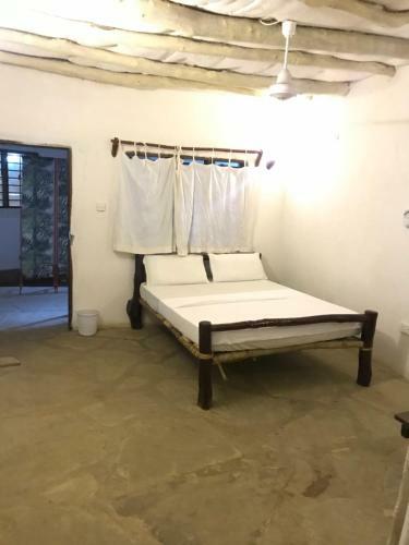 Hotel Travellers Inn Resort Malindi