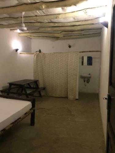 Hotel Travellers Inn Resort Malindi