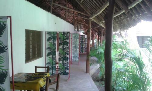Hotel Travellers Inn Resort Malindi