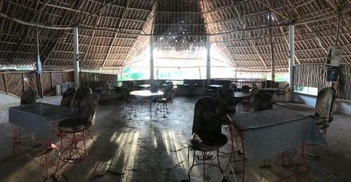 Hotel Travellers Inn Resort Malindi