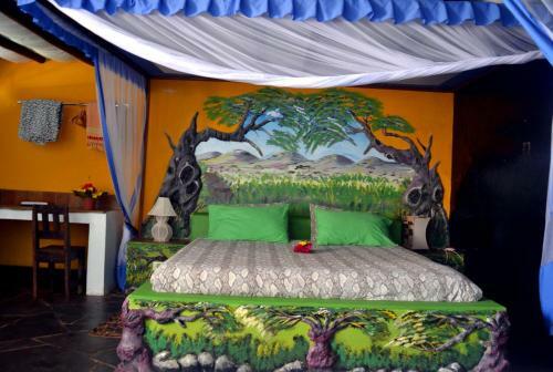 Shimba Hills Green Safari Lodge